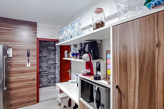 Cozinha de apartamento à venda com 2 quartos, 72m² em Vila Carrão, São Paulo