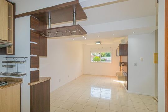 Sala/Cozinha de casa de condomínio à venda com 3 quartos, 122m² em Fátima, Canoas