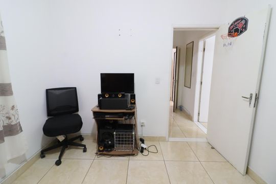 Casa à venda com 2 quartos, 182m² em Pestana, Osasco