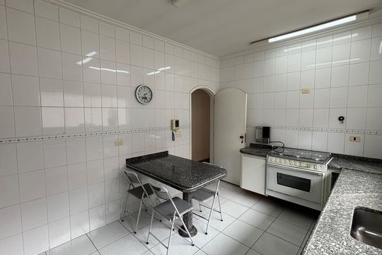 Cozinha de casa à venda com 3 quartos, 326m² em Campestre, Santo André