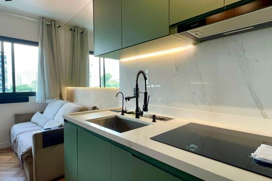 Cozinha de kitnet/studio para alugar com 1 quarto, 26m² em Pinheiros, São Paulo