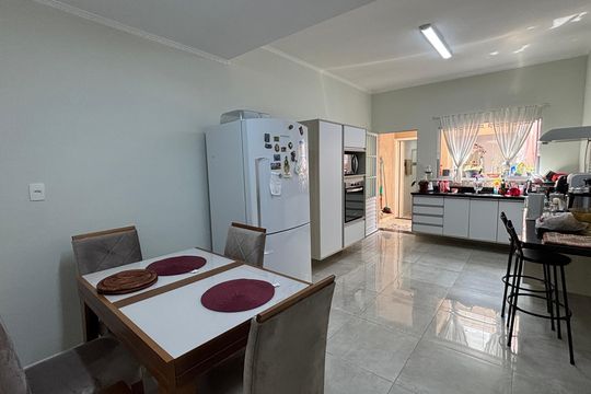 Cozinha de casa à venda com 2 quartos, 80m² em Vila Floresta, Santo André