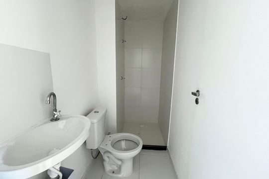 Banheiro de apartamento à venda com 2 quartos, 29m² em Jardim Imperador (zona Leste), São Paulo