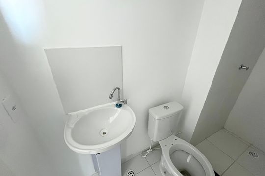 Banheiro de apartamento à venda com 2 quartos, 29m² em Jardim Imperador (zona Leste), São Paulo