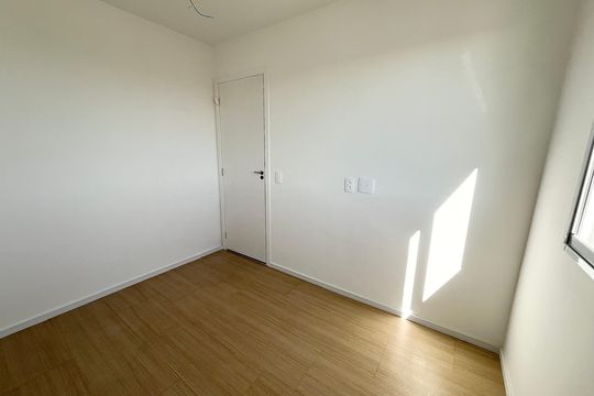 Quarto 1 de apartamento à venda com 2 quartos, 29m² em Jardim Imperador (zona Leste), São Paulo