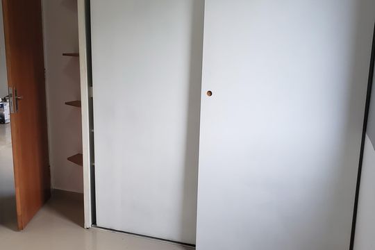 Quarto de apartamento para alugar com 2 quartos, 32m² em Jardim Record, Taboão da Serra