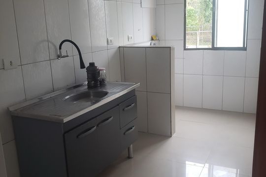 Cozinha de apartamento para alugar com 2 quartos, 32m² em Jardim Record, Taboão da Serra