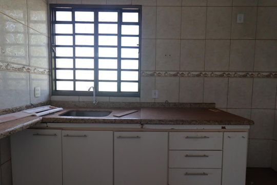 Casa para alugar com 4 quartos, 200m² em Sumarezinho, Ribeirão Preto