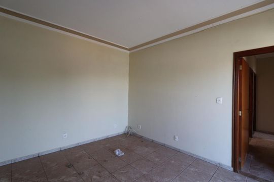 Sala de casa para alugar com 4 quartos, 200m² em Sumarezinho, Ribeirão Preto