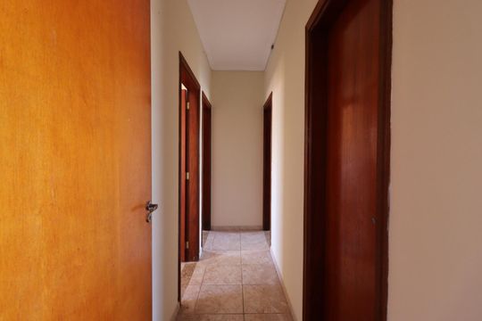 Corredor  de casa para alugar com 4 quartos, 200m² em Sumarezinho, Ribeirão Preto