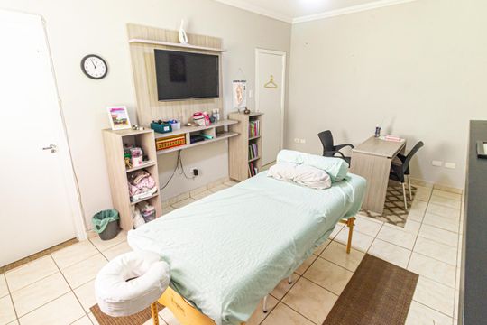 Suíte 3 de casa à venda com 4 quartos, 160m² em Vila Bertioga, São Paulo