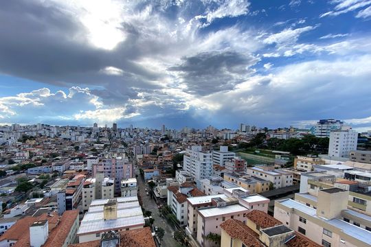 Vista da Suite 1 de apartamento à venda com 4 quartos, 230m² em Sagrada Família, Belo Horizonte