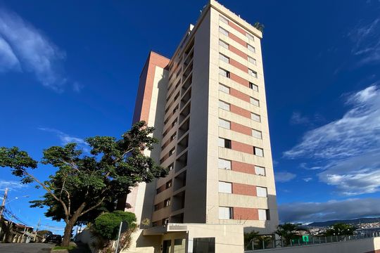 Fachada de apartamento à venda com 4 quartos, 230m² em Sagrada Família, Belo Horizonte
