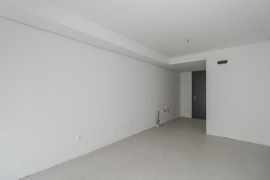 Sala / Quarto / Cozinha de apartamento à venda com 0 quarto, 31m² em Rio Branco, Porto Alegre