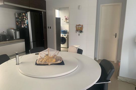 Cozinha de casa de condomínio à venda com 4 quartos, 352m² em Piratininga, Niterói