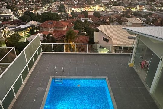 Varanda de casa de condomínio à venda com 4 quartos, 352m² em Piratininga, Niterói