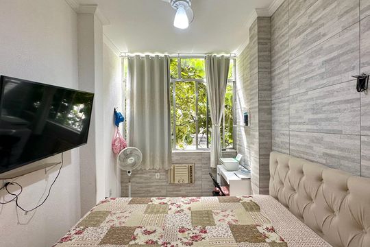 Apartamento à venda com 2 quartos, 60m² em Copacabana, Rio de Janeiro