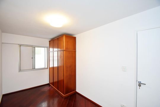 quarto 1 de apartamento para alugar com 2 quartos, 70m² em Jardim Paulista, São Paulo