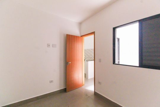 Quarto de kitnet/studio para alugar com 1 quarto, 27m² em Vila Invernada, São Paulo