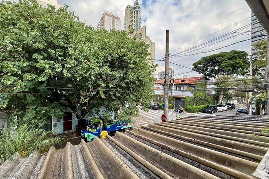 Vista Quarto 2 de casa à venda com 6 quartos, 240m² em Cidade Monções, São Paulo