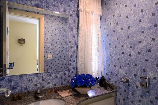 Lavabo  de apartamento à venda com 3 quartos, 120m² em Aclimação, São Paulo