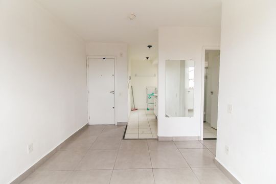 Sala de apartamento para alugar com 2 quartos, 40m² em Vila Popular, São Paulo