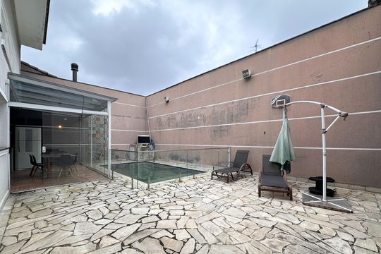 Piscina de casa para alugar com 4 quartos, 325m² em Parque dos Passaros, São Bernardo do Campo