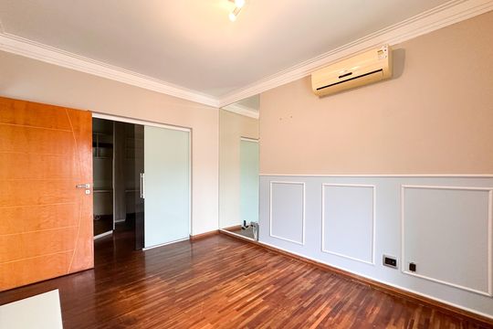 Suíte 1 de casa para alugar com 4 quartos, 325m² em Parque dos Passaros, São Bernardo do Campo
