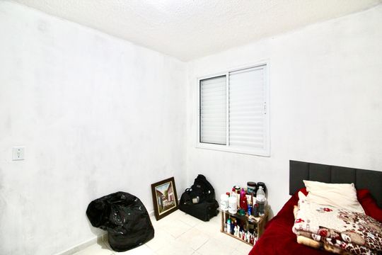 Quarto 2 de apartamento para alugar com 2 quartos, 52m² em Conjunto Habitacional Sitio Conceicao, São Paulo
