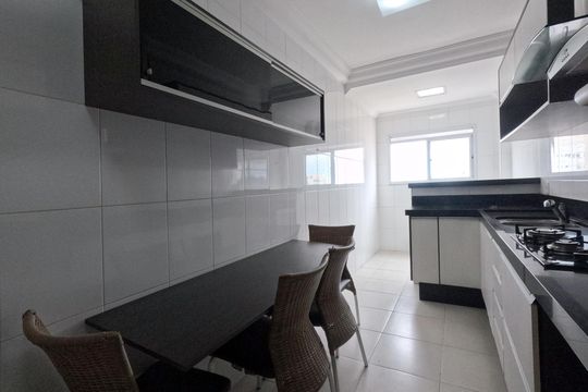 Cozinha de apartamento para alugar com 3 quartos, 114m² em Ponta da Praia, Santos