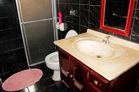 Banheiro de casa à venda com 4 quartos, 200m² em Jardim Jurema, Valinhos