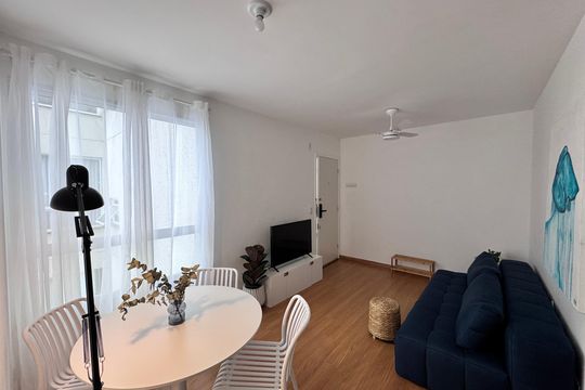 Sala de apartamento à venda com 2 quartos, 45m² em Vargem Grande, Rio de Janeiro