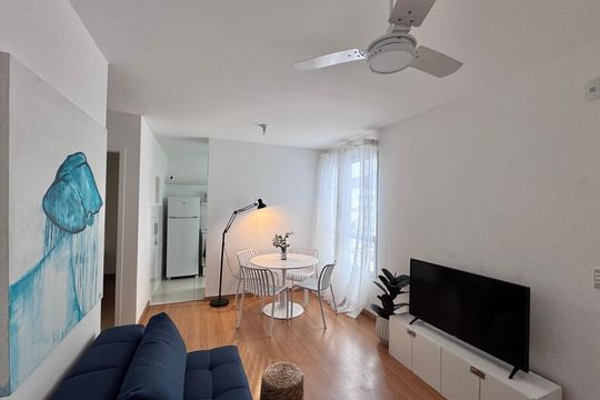 Sala de apartamento à venda com 2 quartos, 45m² em Vargem Grande, Rio de Janeiro