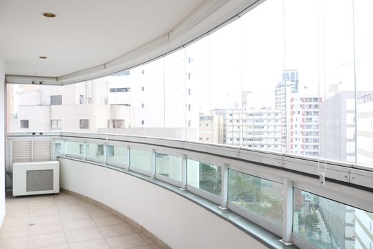 Varanda da Sala de apartamento para alugar com 3 quartos, 230m² em Perdizes, São Paulo
