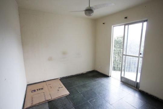 Quarto 1 de apartamento à venda com 2 quartos, 54m² em Taquara, Rio de Janeiro