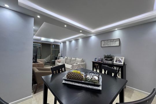 Sala de apartamento à venda com 2 quartos, 87m² em Recreio dos Bandeirantes, Rio de Janeiro