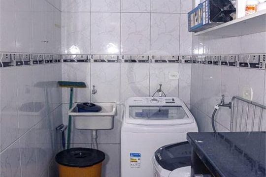 Casa à venda com 3 quartos, 117m² em São Lucas, São Paulo