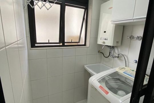 Área de serviço de apartamento para alugar com 1 quarto, 44m² em Pinheiros, São Paulo