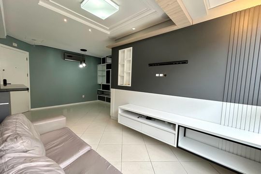 Sala de apartamento para alugar com 3 quartos, 76m² em Agronômica, Florianópolis