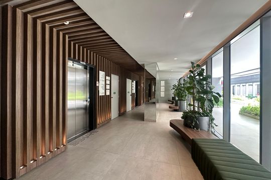 Hall de entrada de apartamento à venda com 1 quarto, 54m² em Alphaville Industrial, Barueri