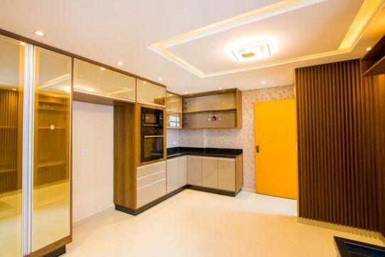 Cozinha de apartamento para alugar com 3 quartos, 180m² em Vila Valparaíso, Santo André