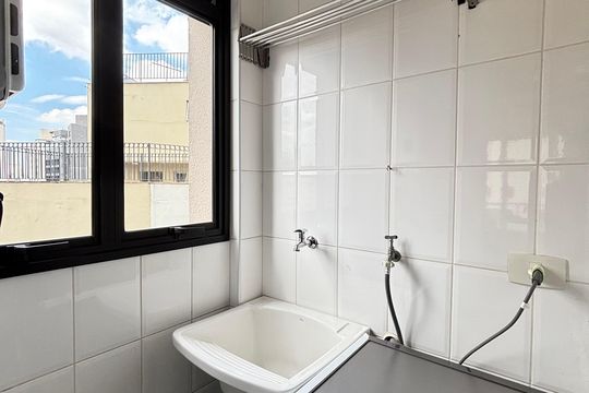 Área de Serviço de apartamento para alugar com 2 quartos, 81m² em Itaim Bibi, São Paulo