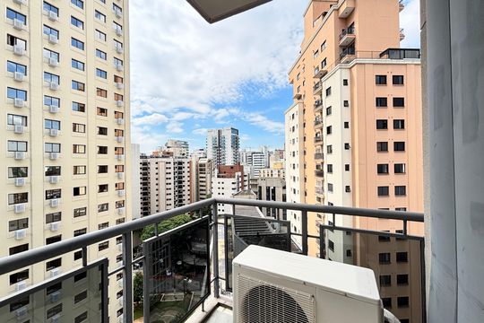 Suíte 2 de apartamento para alugar com 2 quartos, 81m² em Itaim Bibi, São Paulo