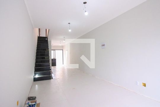 Casa à venda com 3 quartos, 125m² em Jardim Panorama (Zona Leste), São Paulo