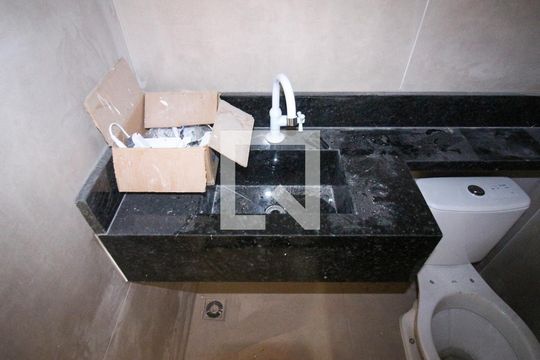 Casa à venda com 3 quartos, 125m² em Jardim Panorama (Zona Leste), São Paulo