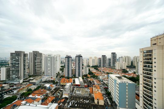 Vista da suíte de apartamento para alugar com 2 quartos, 55m² em Tatuapé, São Paulo