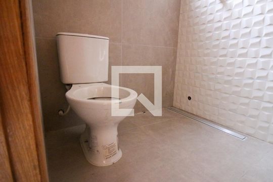 Casa à venda com 3 quartos, 125m² em Jardim Panorama (Zona Leste), São Paulo