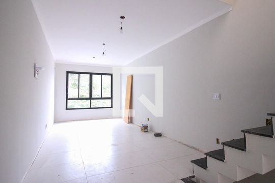 Casa à venda com 3 quartos, 125m² em Jardim Panorama (Zona Leste), São Paulo