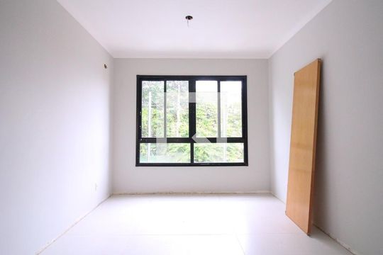 Casa à venda com 3 quartos, 125m² em Jardim Panorama (Zona Leste), São Paulo
