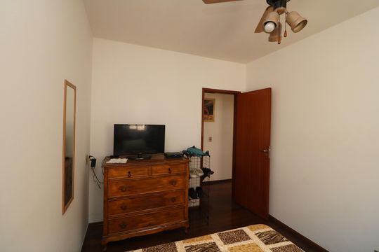 Quarto 2 de casa à venda com 3 quartos, 190m² em Jardim Independência (são Paulo), São Paulo